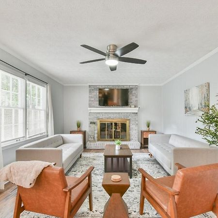 Cozy Home With Arcade, Ping Pong & Fenced Backyard Lawrenceville Eksteriør bilde